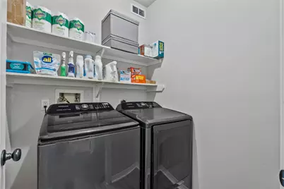 2111 Village Dale Avenue, Houston, TX 77059 - Photo 39