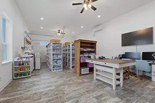 409 Little Spg Ct, Anahuac, TX 77514 - Photo 29