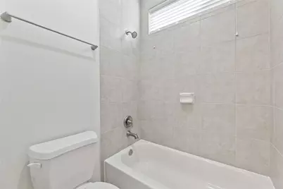 1184 Nelson Falls Lane, Houston, TX 77008 - Photo 23