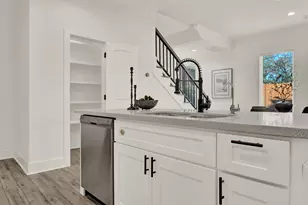 6635 Tc Jester Blvd Blvd, Houston, TX 77007 - Photo 11