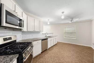 11843 Sunny Stream Drive, Tomball, TX 77375 - Photo 13