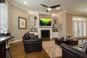 2828 Princeton St, Houston, TX 77009 - Photo 9