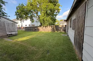 4218 Buck St, Houston, TX 77020 - Photo 11