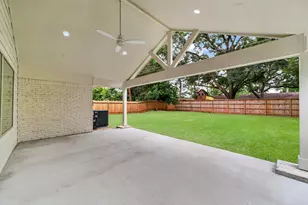 1726 Maux Dr, Houston, TX 77043 - Photo 7
