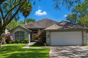 223 W New Meadows Dr, Sugar Land, TX 77479 - Photo 1