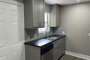 714 Morrell St, Baytown, TX 77520 - Photo 3