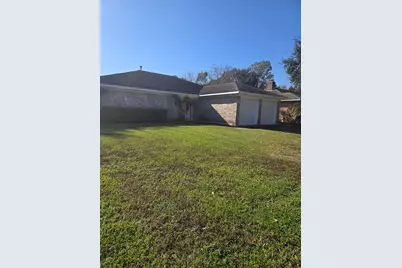 7911 Southmeadow Drive, Houston, TX 77071 - Photo 1