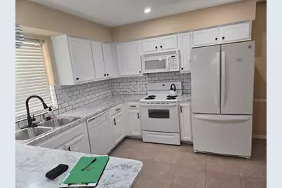 7911 Southmeadow Drive, Houston, TX 77071 - Photo 3
