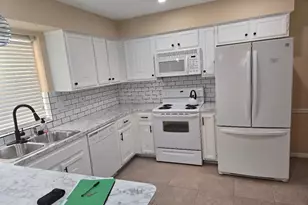 7911 Southmeadow Dr, Houston, TX 77071 - Photo 3
