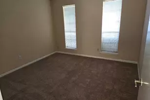 7911 Southmeadow Dr, Houston, TX 77071 - Photo 9