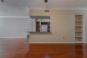 7575 Kirby Dr, Houston, TX 77030 - Photo 5