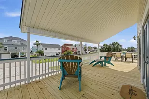 13684 Mutiny Ln, Galveston, TX 77554 - Photo 11