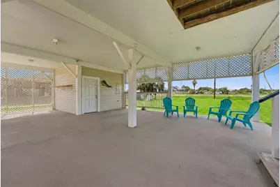 13684 Mutiny Lane, Galveston, TX 77554 - Photo 33