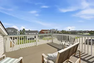 13684 Mutiny Ln, Galveston, TX 77554 - Photo 23