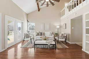 13684 Mutiny Ln, Galveston, TX 77554 - Photo 11