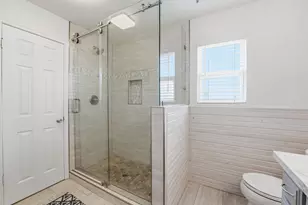 13684 Mutiny Ln, Galveston, TX 77554 - Photo 5