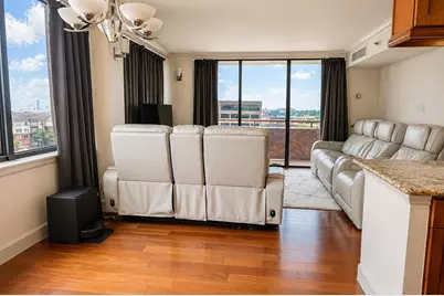 3525 Sage Road #904, Houston, TX 77056 - Photo 3