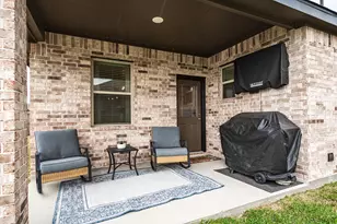 15359 Spring Lake Ave, Mont Belvieu, TX 77523 - Photo 9