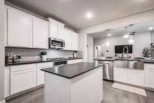 15359 Spring Lake Ave, Mont Belvieu, TX 77523 - Photo 23