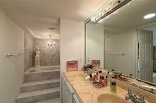 2417 Gerol Dr, Galveston, TX 77551 - Photo 23