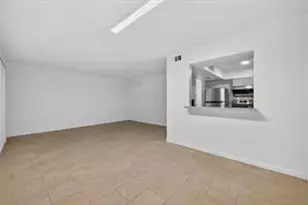 6201 Ranchester Dr, Houston, TX 77042 - Photo 7