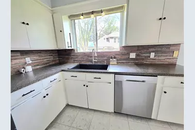 22607 River Birch Drive, Tomball, TX 77375 - Photo 5