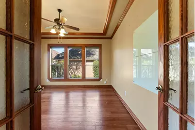 31 N Warbler Bend Circle, The Woodlands, TX 77382 - Photo 15