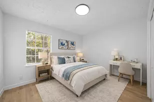 8726 Wilcrest Dr, Houston, TX 77099 - Photo 15