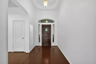 83 West Wading Pond Circle, The Woodlands, TX 77375 - Photo 5