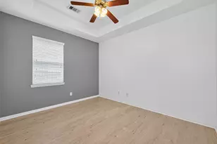 83 West Wading Pond Circle, The Woodlands, TX 77375 - Photo 9