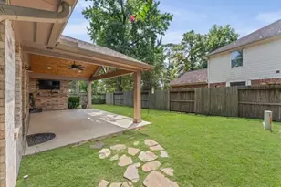 13438 Yaupon Holly Ln, Houston, TX 77044 - Photo 19