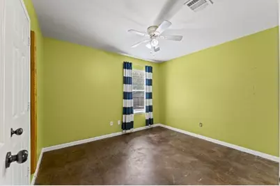 13438 Yaupon Holly Lane, Houston, TX 77044 - Photo 17
