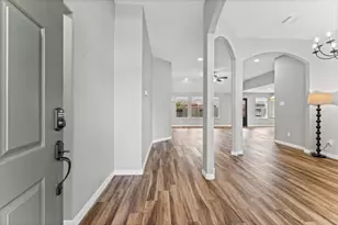 13438 Yaupon Holly Ln, Houston, TX 77044 - Photo 3