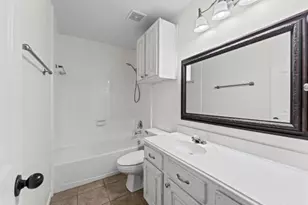 13438 Yaupon Holly Ln, Houston, TX 77044 - Photo 11