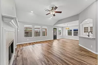 13438 Yaupon Holly Lane, Houston, TX 77044 - Photo 7