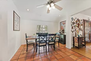 408 W 33rd St, Houston, TX 77018 - Photo 11