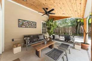 408 W 33rd St, Houston, TX 77018 - Photo 35
