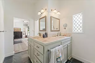 408 W 33rd St, Houston, TX 77018 - Photo 25
