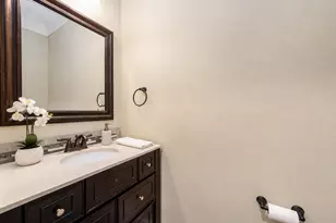 5516 Kiam St, Houston, TX 77007 - Photo 13
