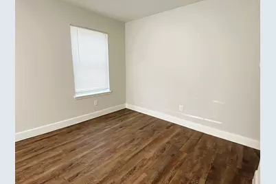 711 S Houston Avenue #C, Humble, TX 77338 - Photo 9