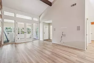 32 April Village, Conroe, TX 77356 - Photo 5