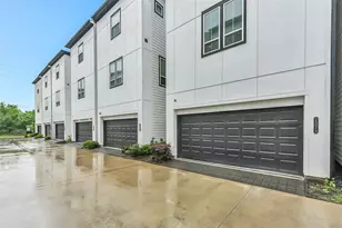 2804 Grand Fountains Dr, Houston, TX 77054 - Photo 27