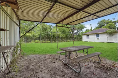 9318 Bertwood Street, Houston, TX 77016 - Photo 23