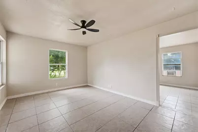 9318 Bertwood Street, Houston, TX 77016 - Photo 5