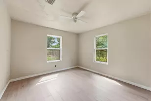 9318 Bertwood St, Houston, TX 77016 - Photo 19