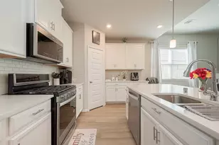 1115 Cloverdale Dr, Rosharon, TX 77583 - Photo 19