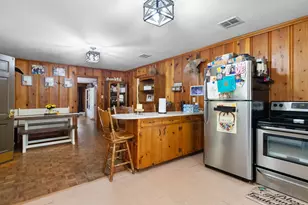 106 N Ayish St, San Augustine, TX 75972 - Photo 9