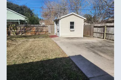 19168 County Road 669E, Alvin, TX 77511 - Photo 13