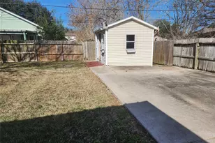 19168 County Rd 669E, Alvin, TX 77511 - Photo 3