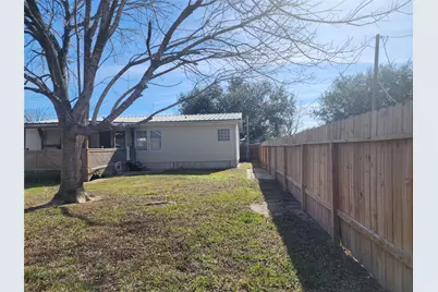 19168 County Road 669E, Alvin, TX 77511 - Photo 21